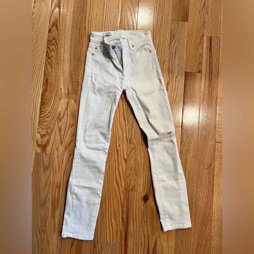 Gap Slim Straight White Jeans
